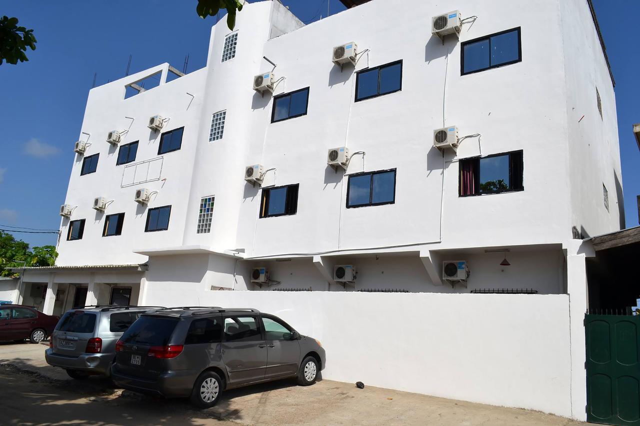 Hotel Saint-Jean Cotonou Extérieur photo